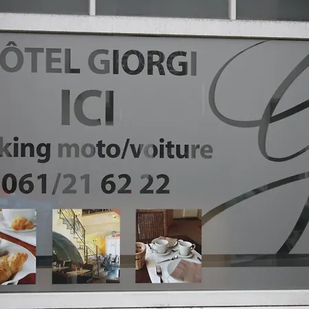 Giorgi - Centre 3* バストーニュ