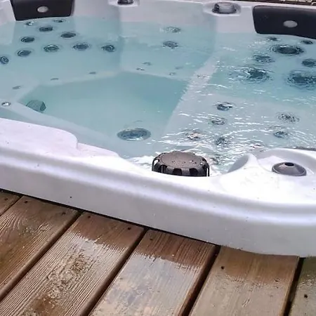 Giorgi Et Insolites-jacuzzi Prive Hotel Bastogne