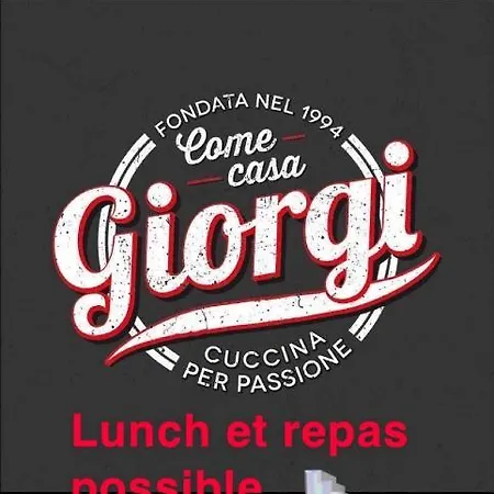 ホテル Giorgi - Centre 3*