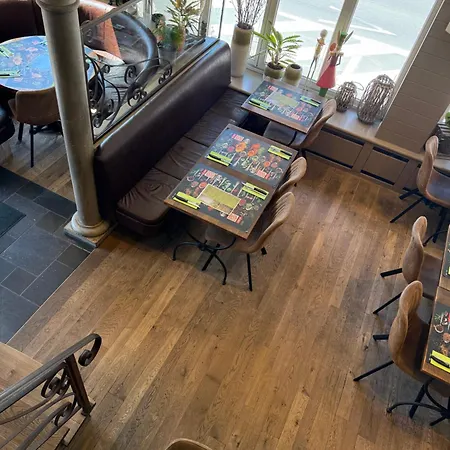 Giorgi - Centre Μπαστόν