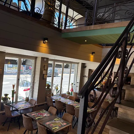 Giorgi - Centre Ξενοδοχείο Μπαστόν